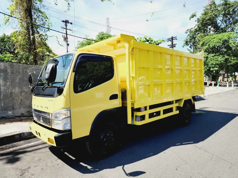 FE 75 SHDX 2025 Dump Truk Mitsubishi Colt Diesel Canter Super Istimewa