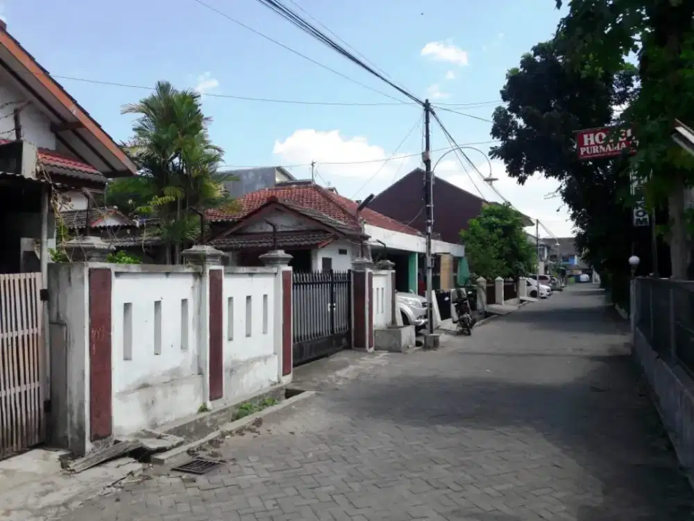 Tanah bonus Bangunan kost2an dekat kampus UGM Pogung Sleman