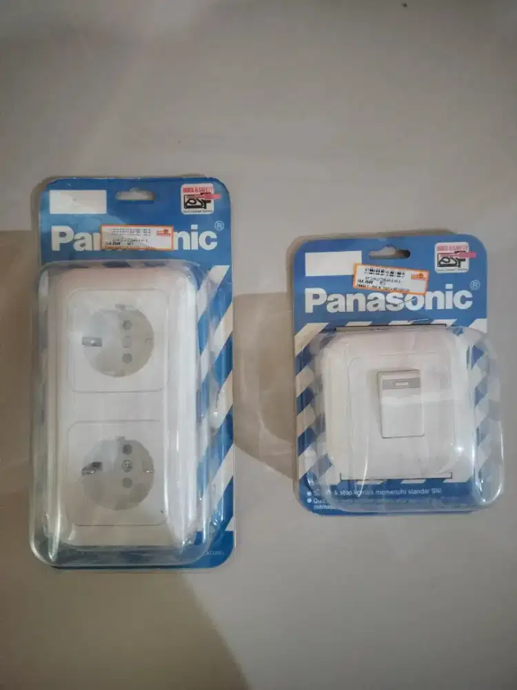 Double Stop Kontak & Saklar