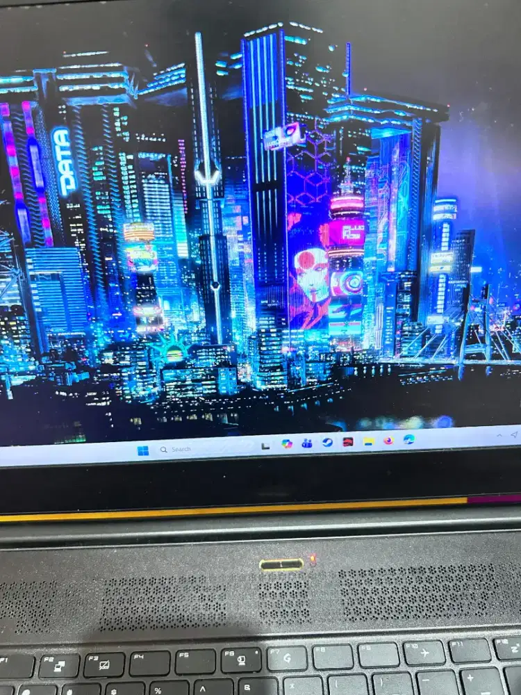 MSI GS65 Stealth 9SD Intel i7-9750H  GTX 1660 TI SSD 1.5 TB Ram  64Gb