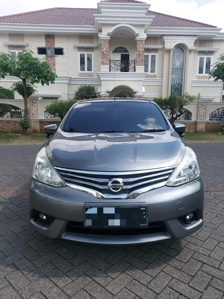 Nissan Grand livina XV matic 2016