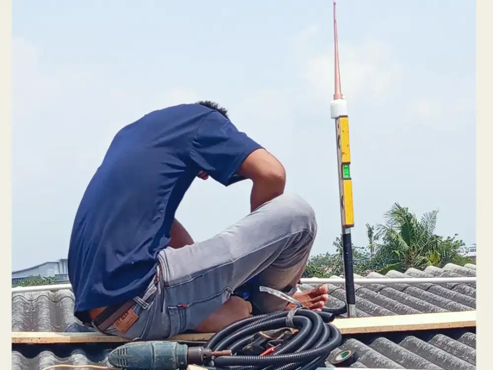 Jasa Instalasi Tukang Ahli Pasang Tombak Penangkal Petir