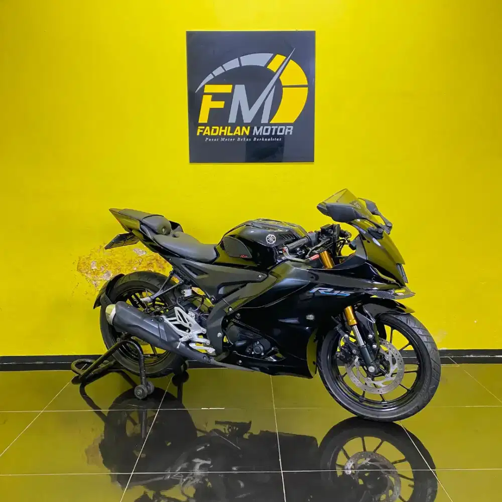 Dijual Cash Kredit Yamaha R15 V4 2022 Full Orisinil