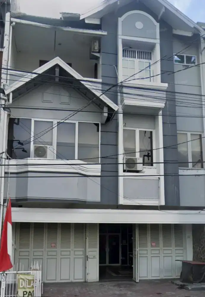 Ruko strategis disewakan