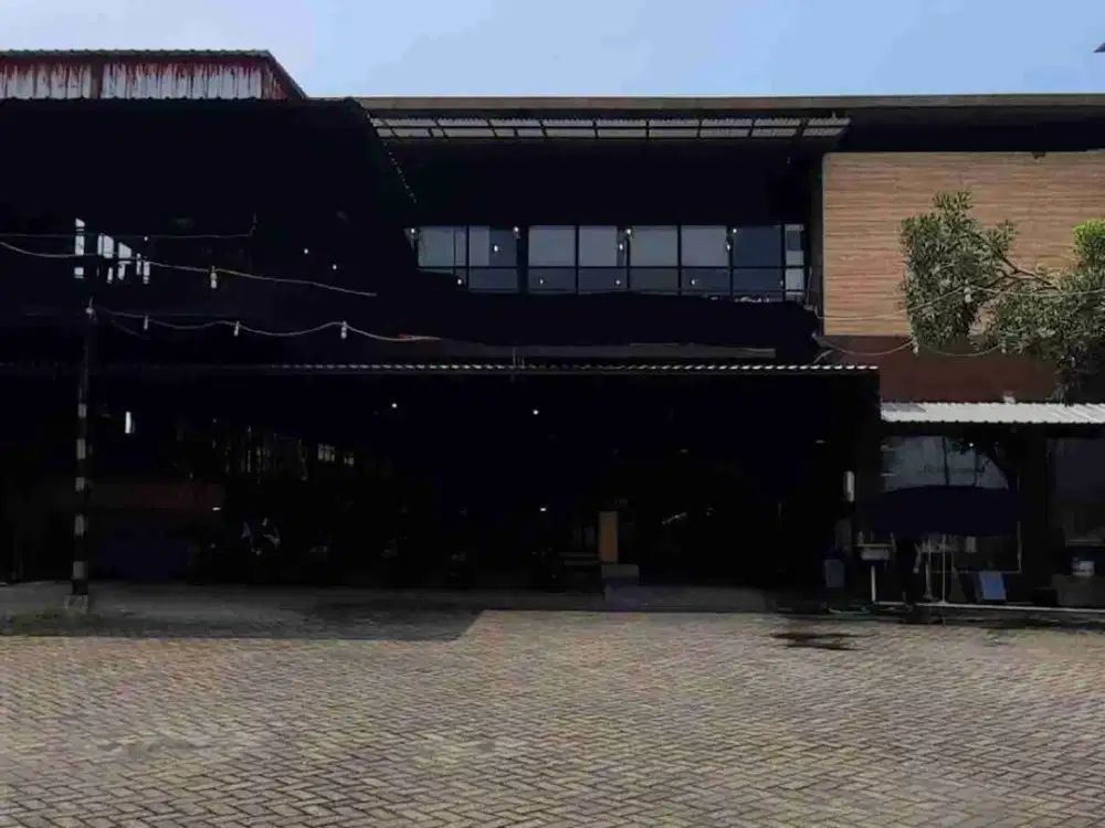 Dijual Murah Rumah Usaha di Raya Merr Surabaya

LOKASI STRATEGIS, RAMAI

Bangunan 2 lantai
Luas Tanah 1.355 m² 
Luas Bangunan +-600 m2
Dimensi 20m x 68m
Sertifikat SHM

HANYA 26.5jt/m² NEGO SAMPE DEAL

Hubungi 
Elva PropNex Citraland