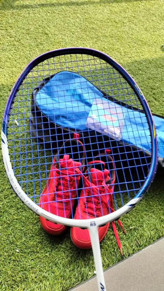 Jual raket RS & sepatu Li-ning ultra fly III