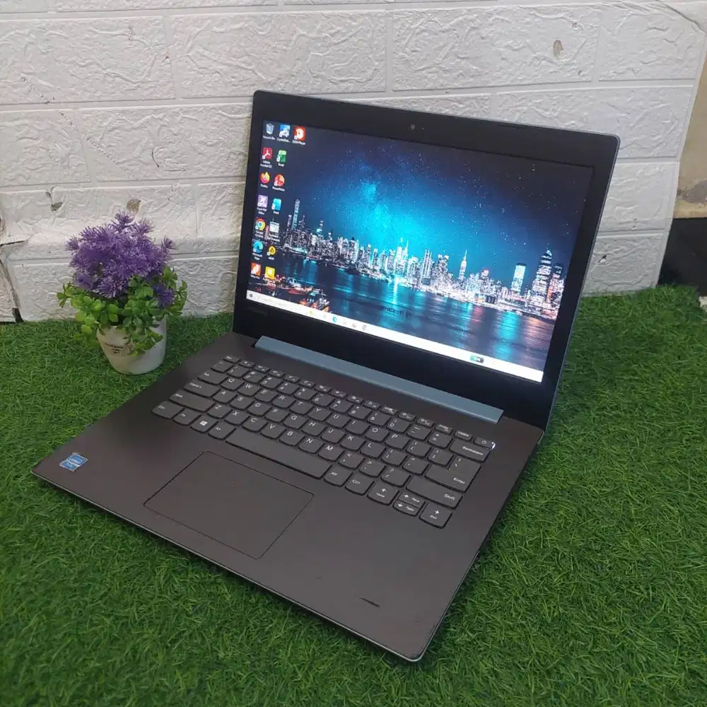 LENOVO IDEAPAD 330-14IGM INTEL CELERON N4100 RAM 4GB SSD 256GB