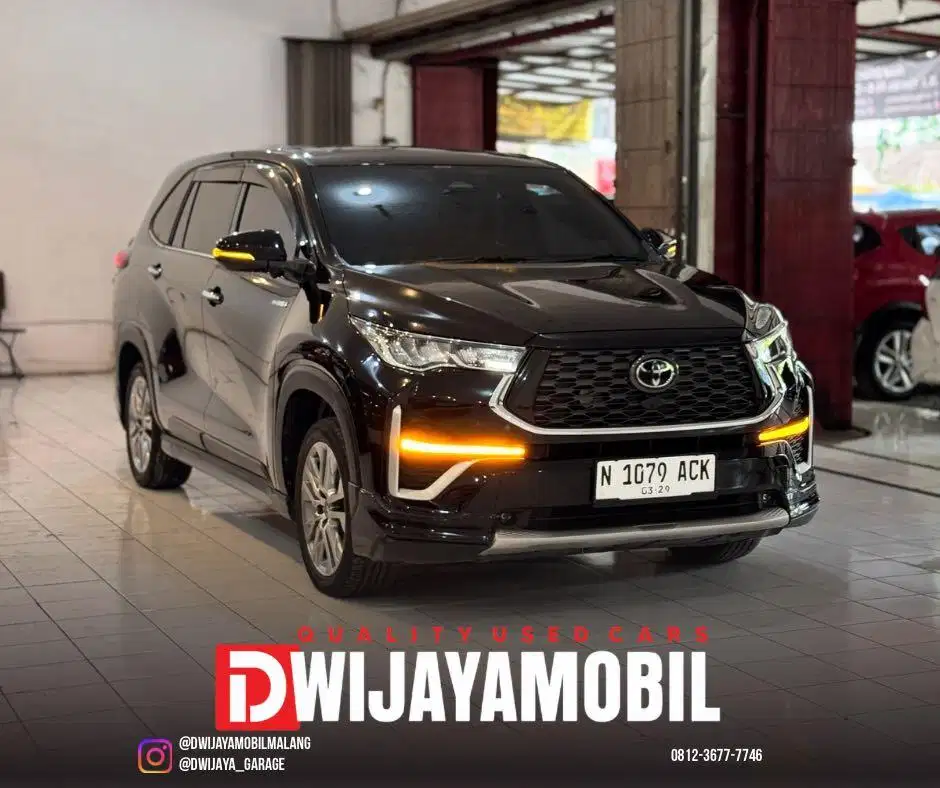 Toyota Innova Zenix Q Hybrid TSS CVT 2023 Low KM!