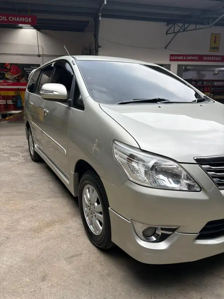 Innova 2.0 2012 At G luxury up sangat terawat