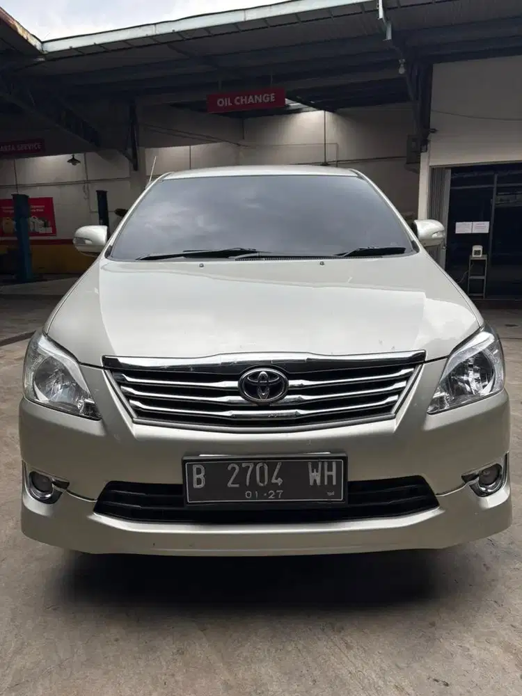 Innova 2.0 2012 At G luxury up sangat terawat