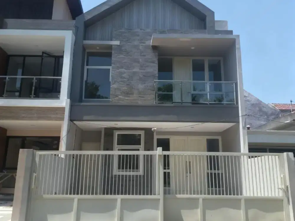 DIJUAL RUMAH BARU SIAP HUNI MANYAR TIRTOYOSO