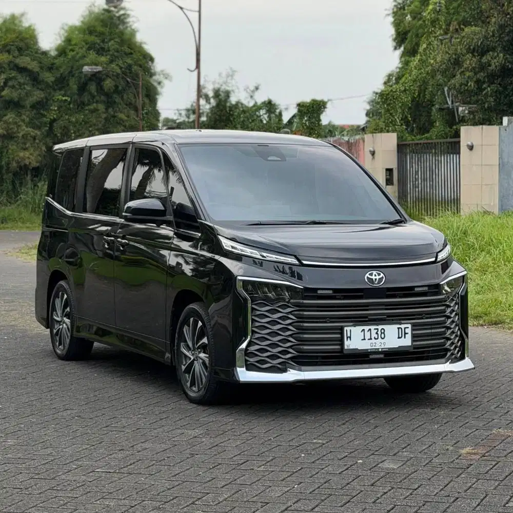 Voxy Model Terbaru 2023