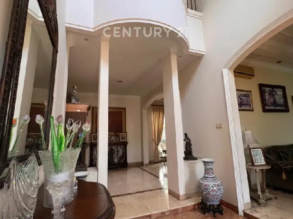 Dijual Rumah Lokasi Strategis Di Pondok Indah, Jakarta Selatan