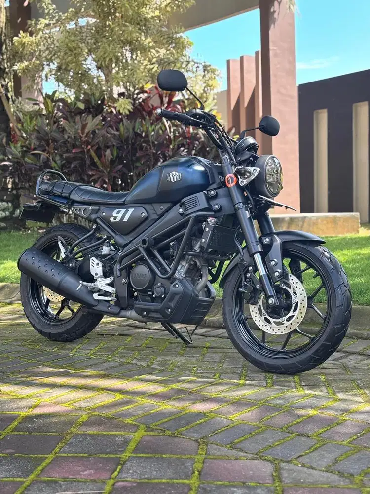 Yamaha XSR 155 VVA 2022 Biru Doff N Malang Odo 10rb Koko Motor