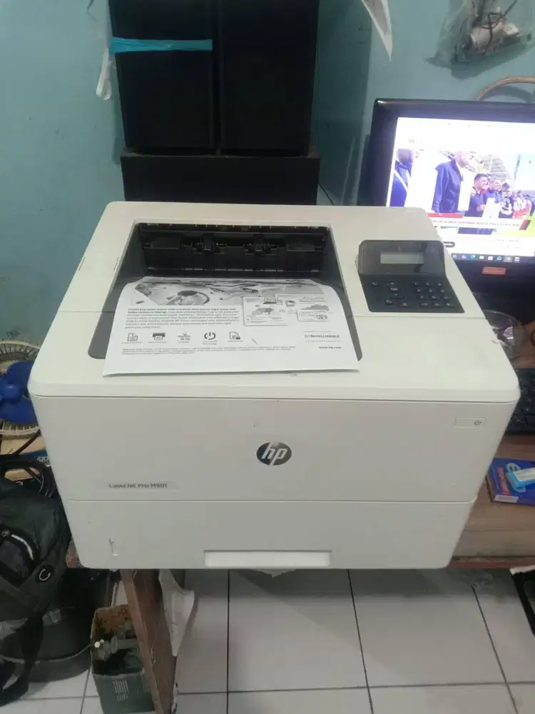 Printer hp laserjet pro m501n