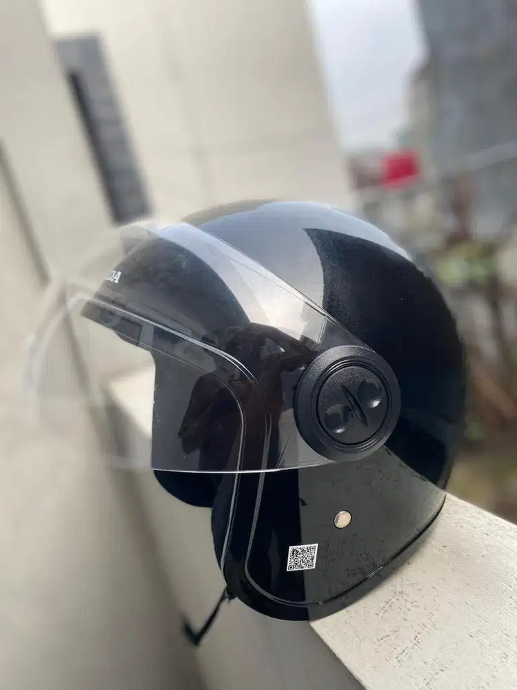 Helem masih baru blm dipakai ori