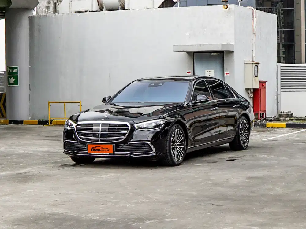 Mercedes benz S450L V223 nik 2023 pemakain 2024
