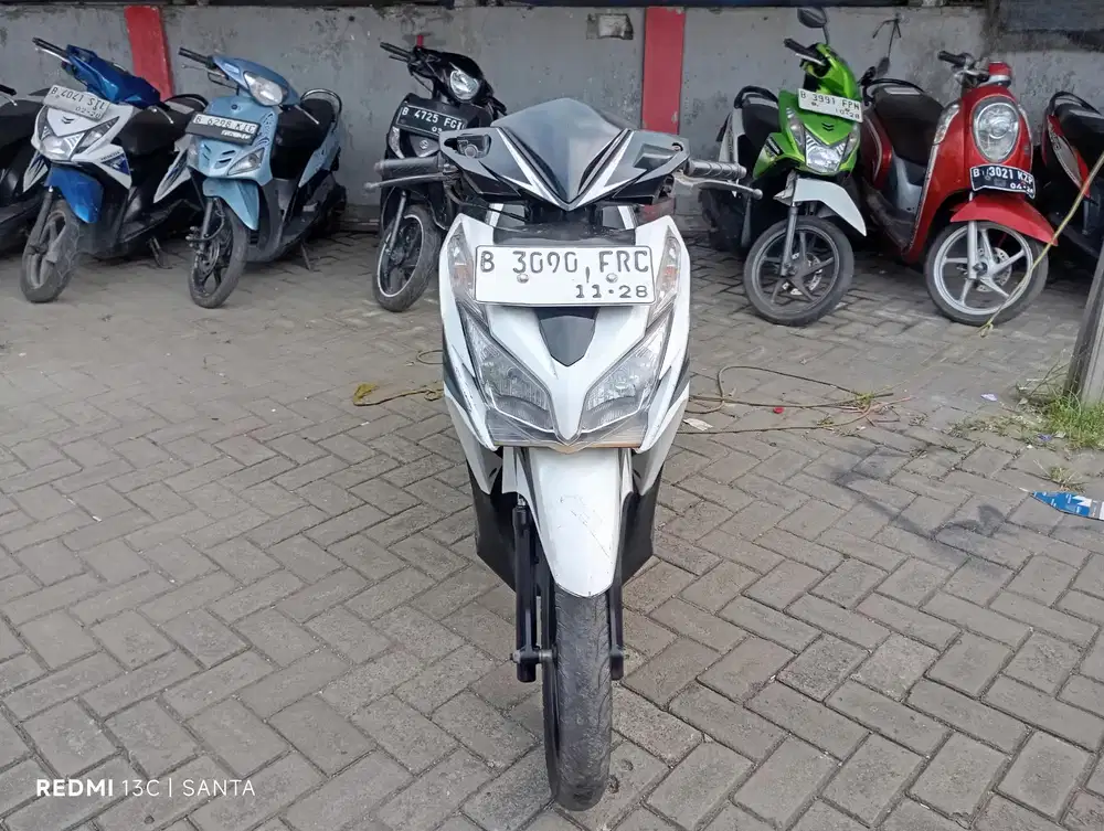 Honda Vario 125 Techno Tahun 2013 Surat Komplit