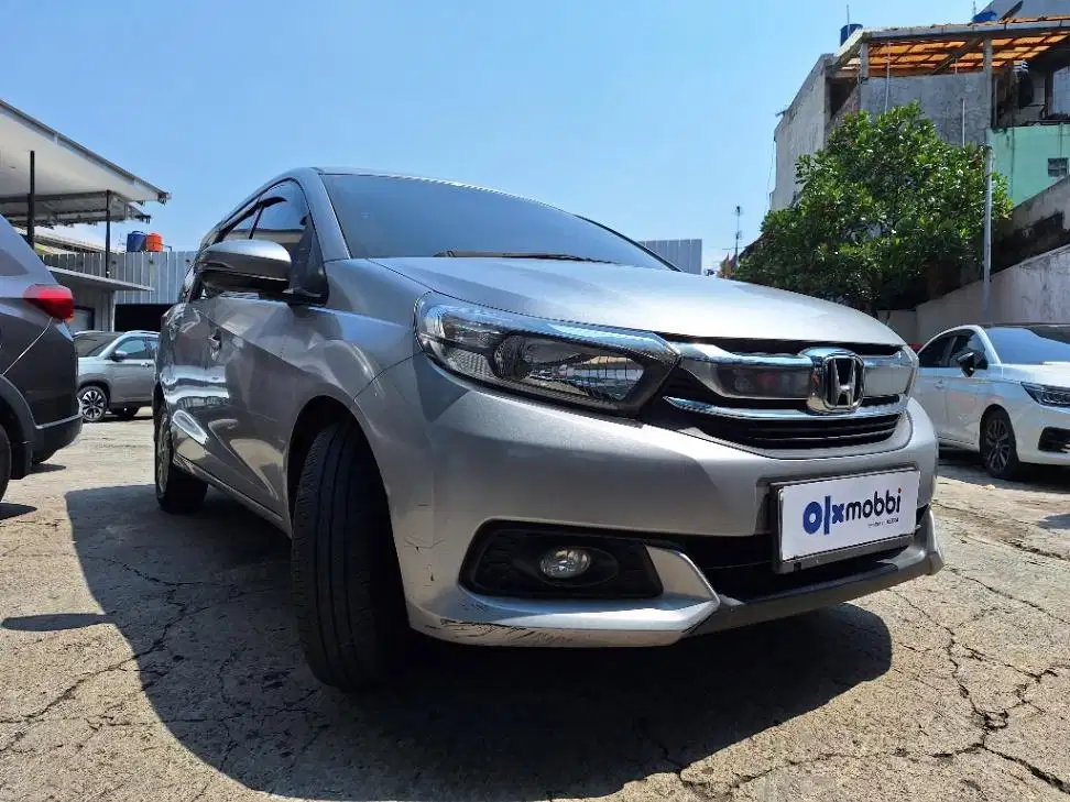 DP MURAH Honda Mobilio 1.5 E Bensin-AT 2017 Abu CJUWB