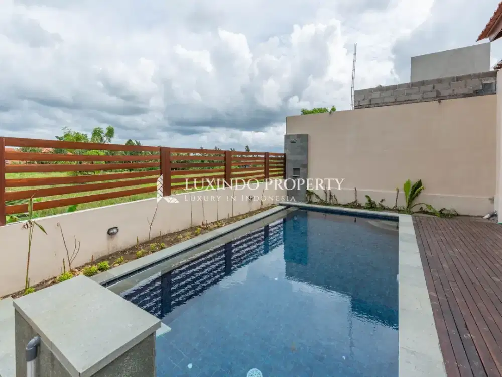 DISEWAKAN JANGKA PANJANG VILLA DENGAN 3 KAMAR TIDUR DI MAS, UBUD