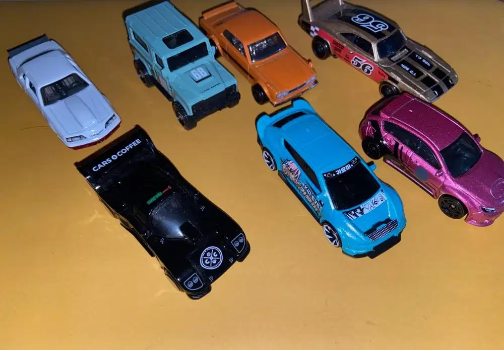 Hot wheels random 7 car