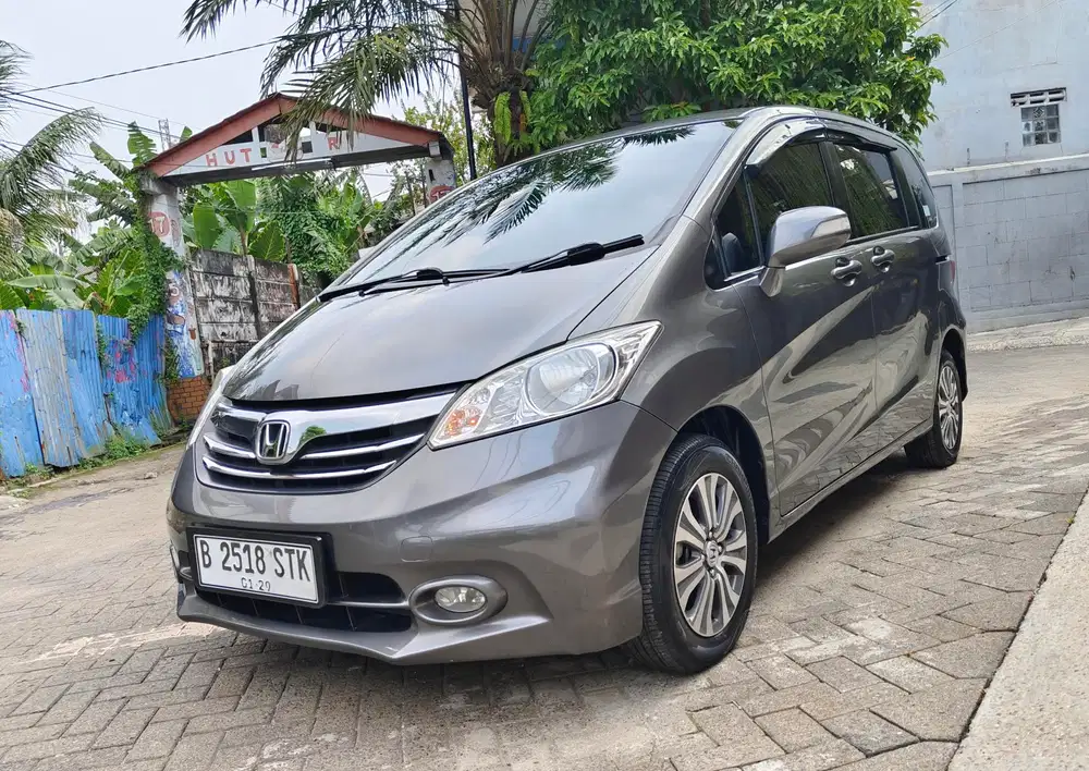 Honda Freed 2013 Bensin
