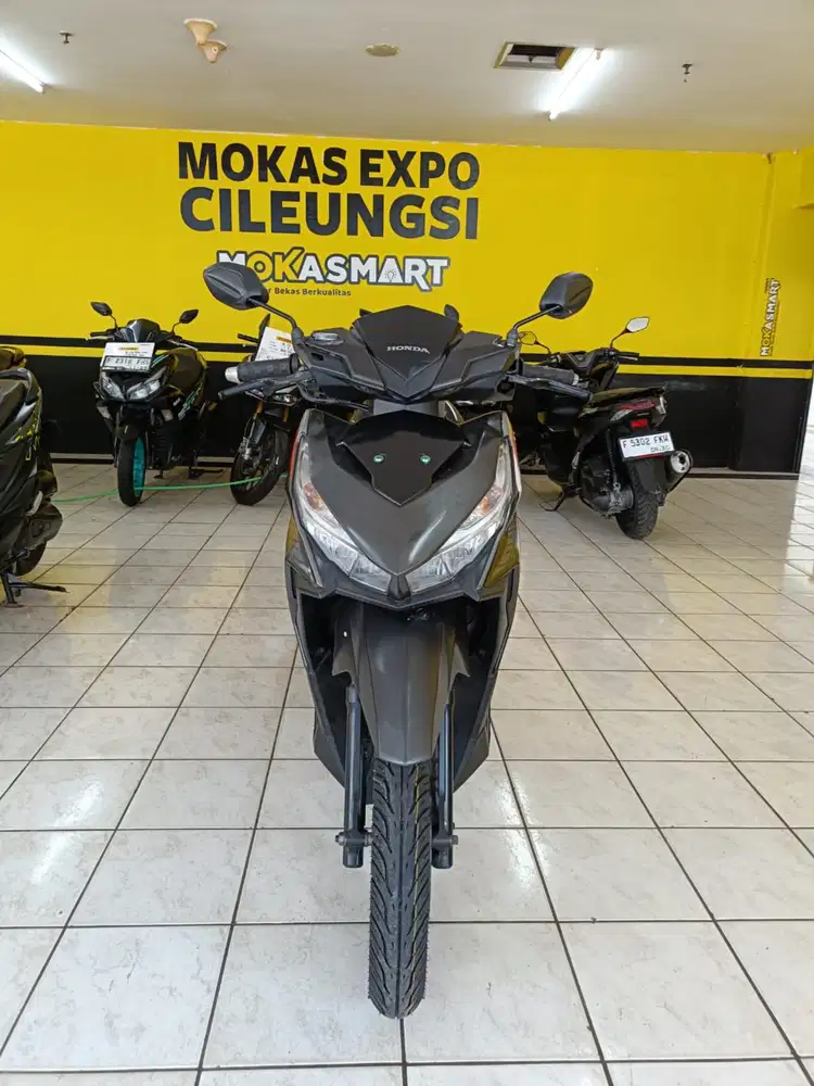 Dijual motor Honda Vario 125 cbs 2018