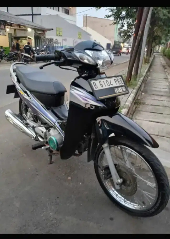 Honda kharisma 2004