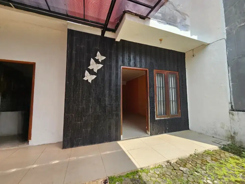 Rumah 2 Lantai Siap Huni di Taman Modern, Cakung, Jakarta Timur