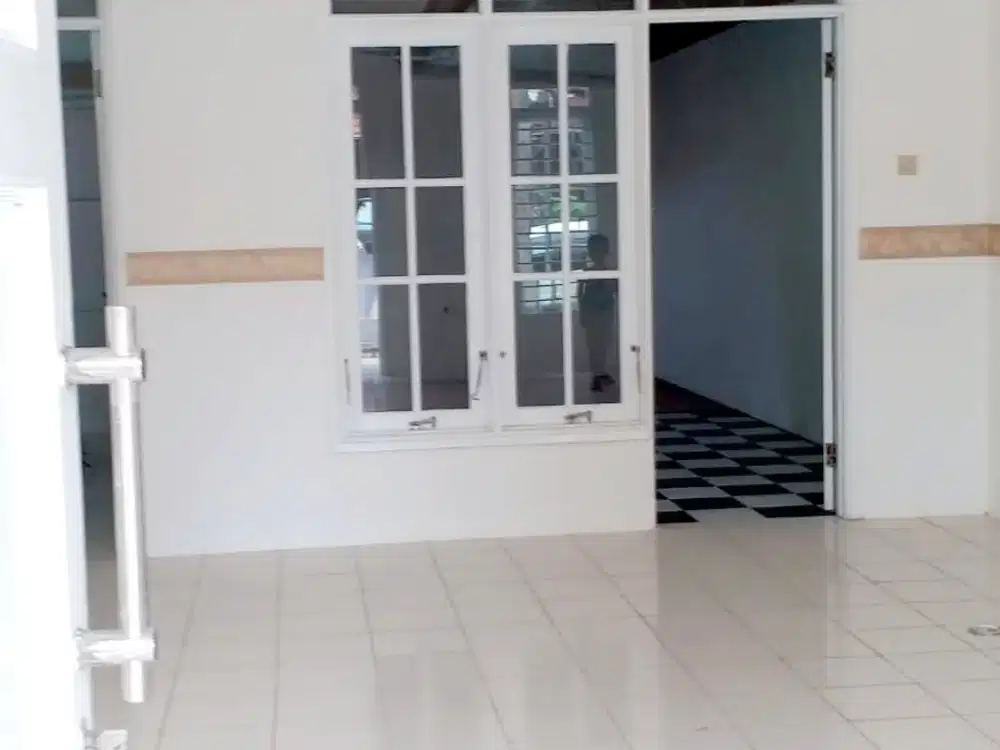 DiJual Rumah Lingkungan Tenang Aman Dahlia Utama Taman Lembah Hijau