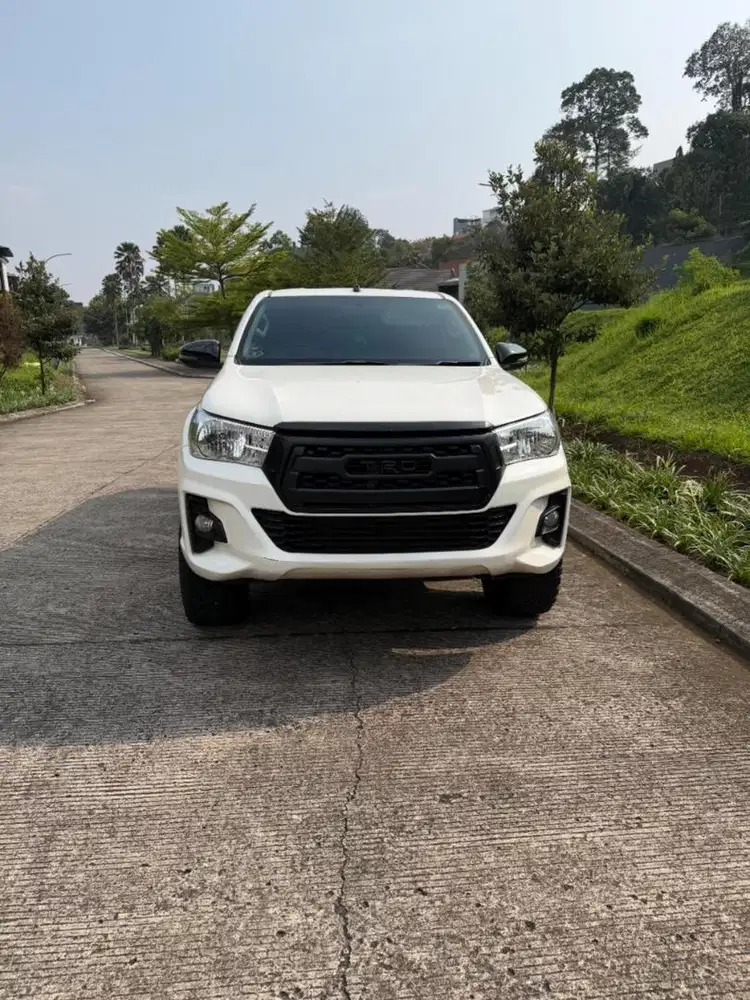 HILUX 2.4V 4x4 diesel kondisi istimewa th 2019