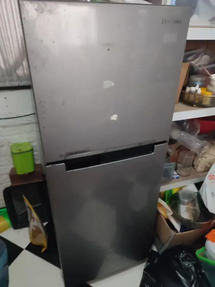 Dijual kulkas Samsung 2 pintu