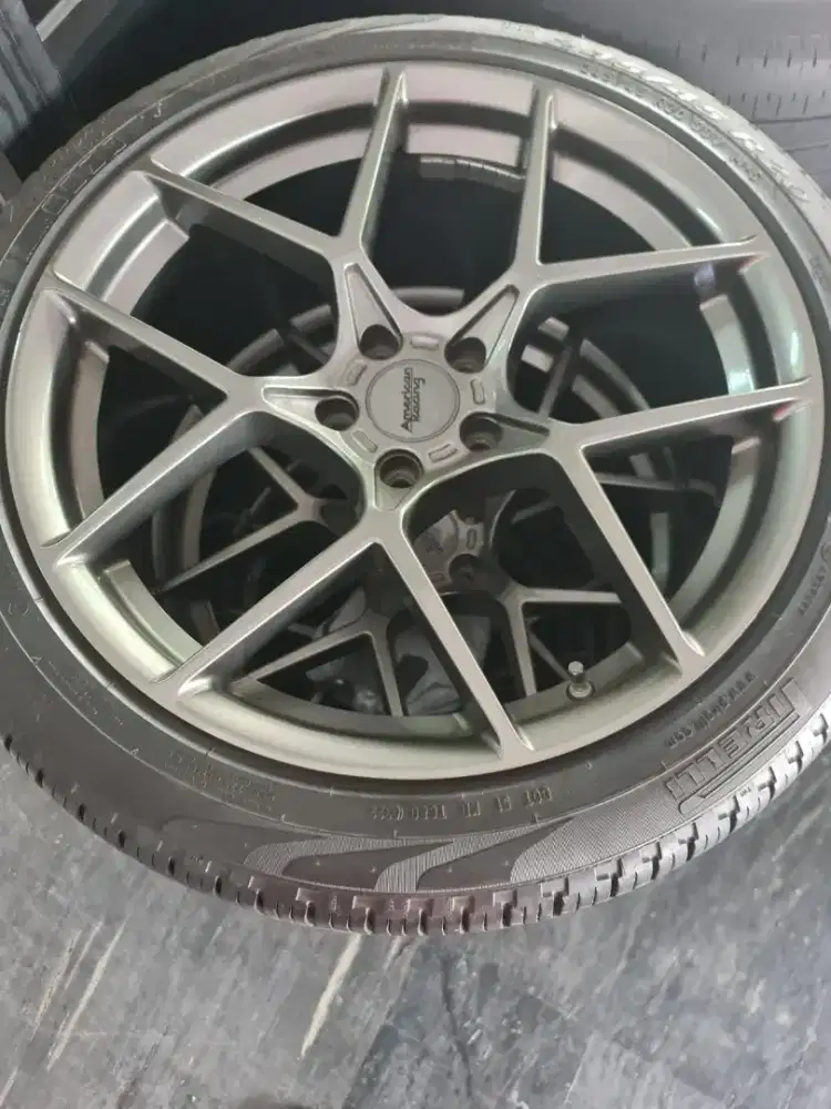 Velg American Racing + Ban Pirelli Scorpion 20 ex.Alphard