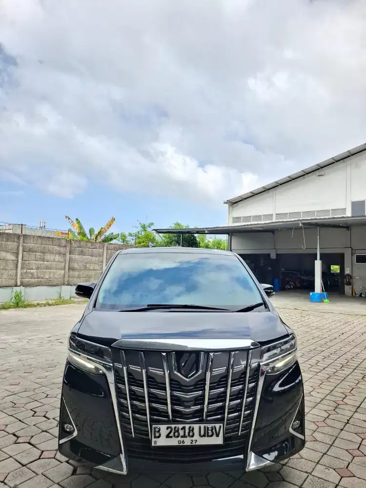 Alphard 2022 G atpm matic. Km 61rb