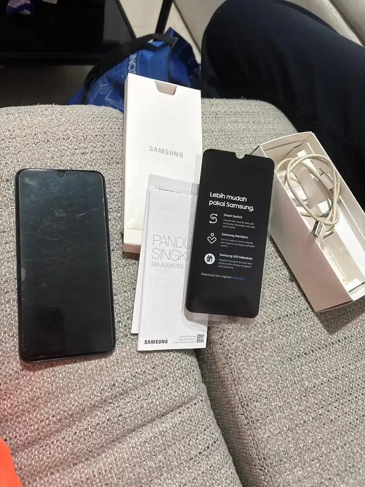 Hp samsung A30 64 gb