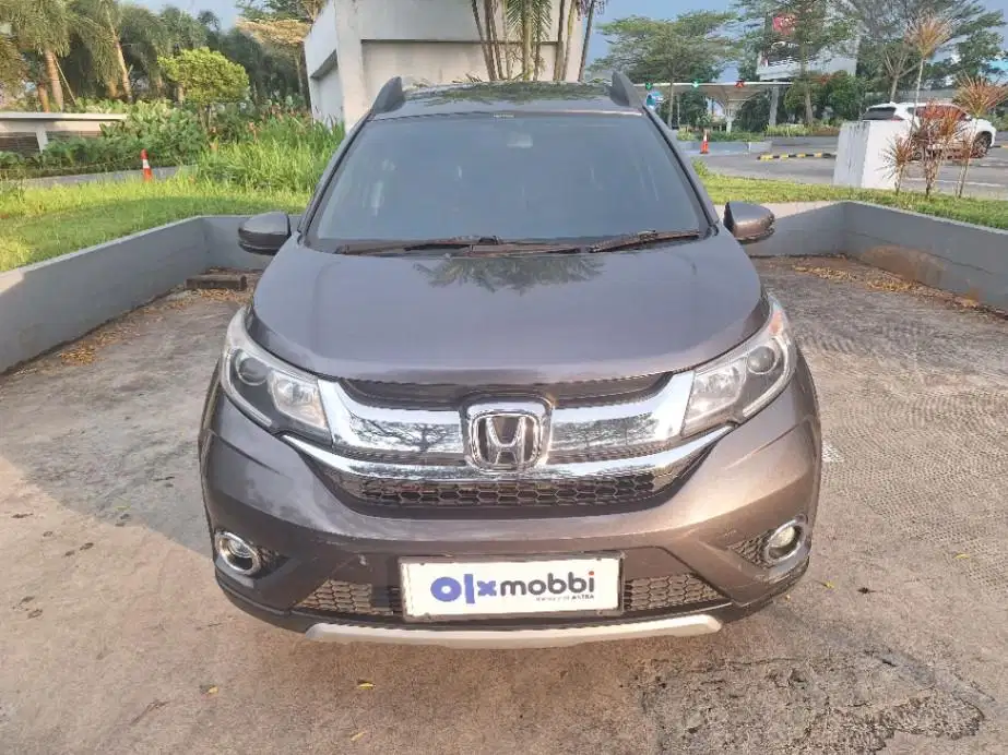 LOW DP Honda BR-V 1.5 E Bensin-AT 2017 BOT