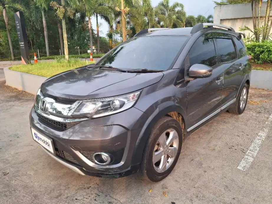 LOW DP Honda BR-V 1.5 E Bensin-AT 2017 BOT