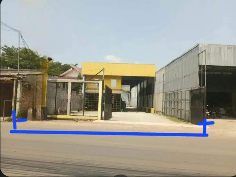 Gudang dengan Kantor dan Mess di Cibitung, Bekasi
