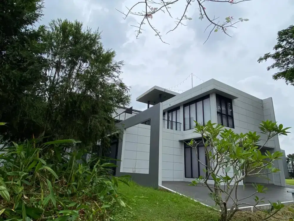 WTS Rumah Modern minimalist View Danau The Spring - Scarlet Gading Serpong