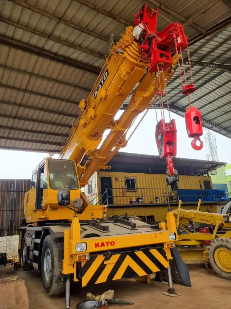 Roughter Crane Kato MR-350R Tahun 2023
