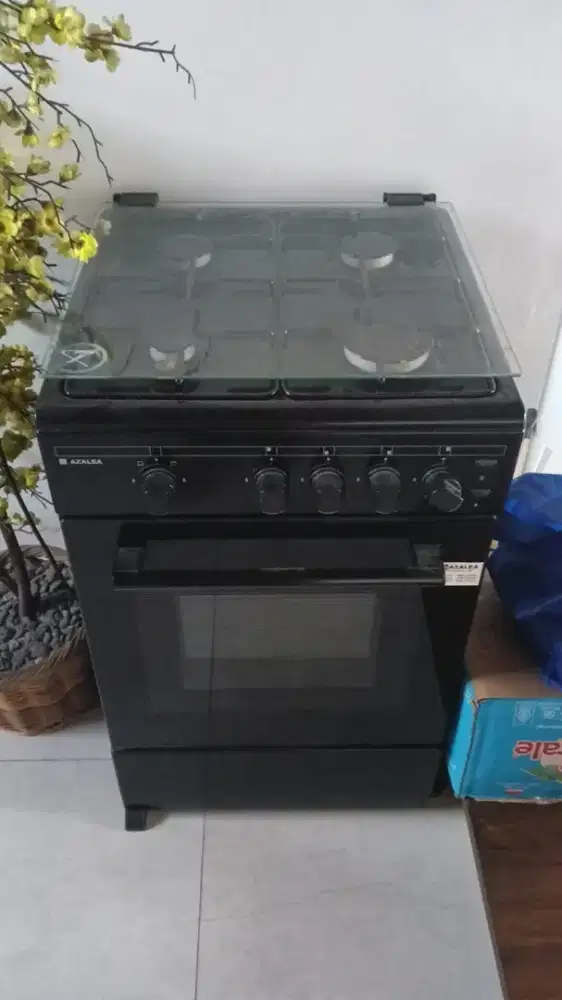 kompor gas 4 tungku dan oven listrik