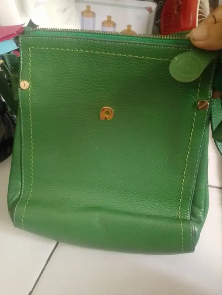 Tas santai hijau lucu bisa buat ke ondangan dan santai