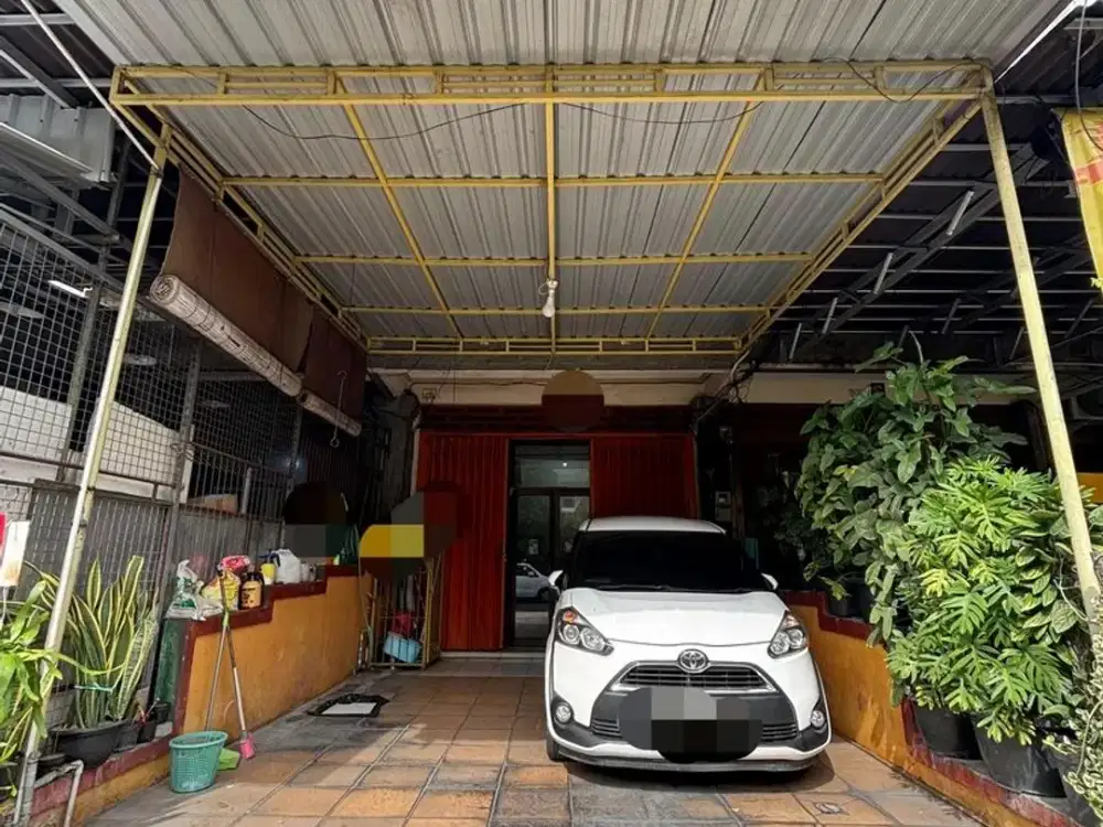 Ruko Bagus Dekat Sekolah Santo Yoseph Dijual, di Denpasar Barat Area