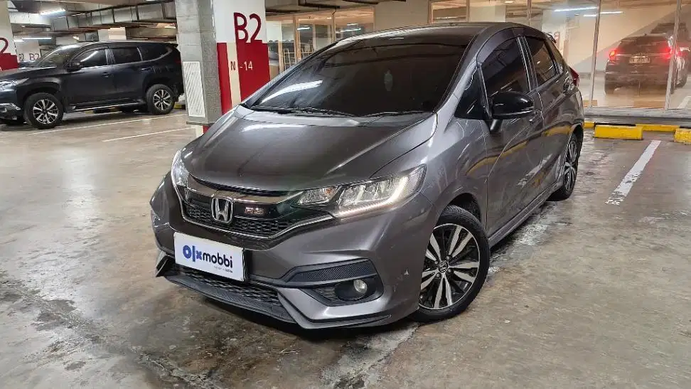 DP MURAH Honda Jazz 1.5 RS Bensin-AT 2018 Abu CVOBB