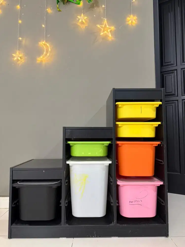 Dijual rak ikea trofast dengan tutup