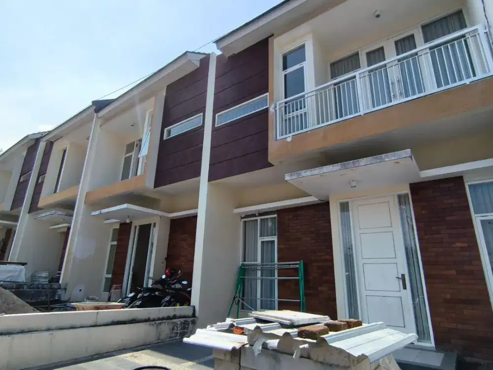 Villa Siap Huni Dekat Jatim Park 3, Full Furnished, SHM