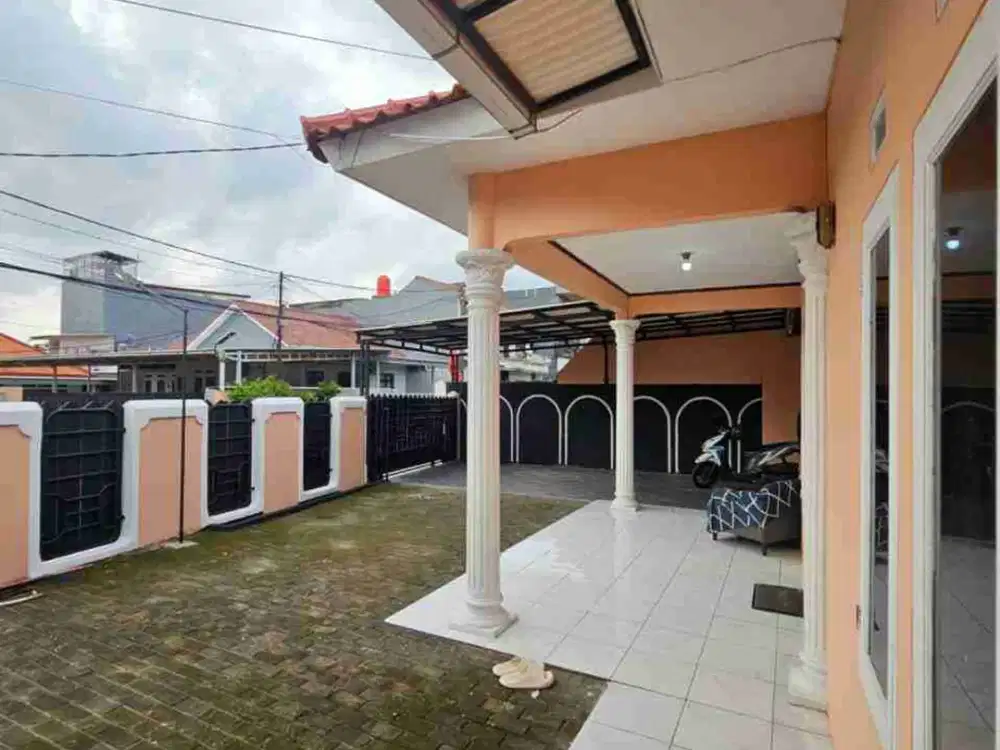 Rumah Luas Cocok Buat Kantor di Gandaria Fatmawati