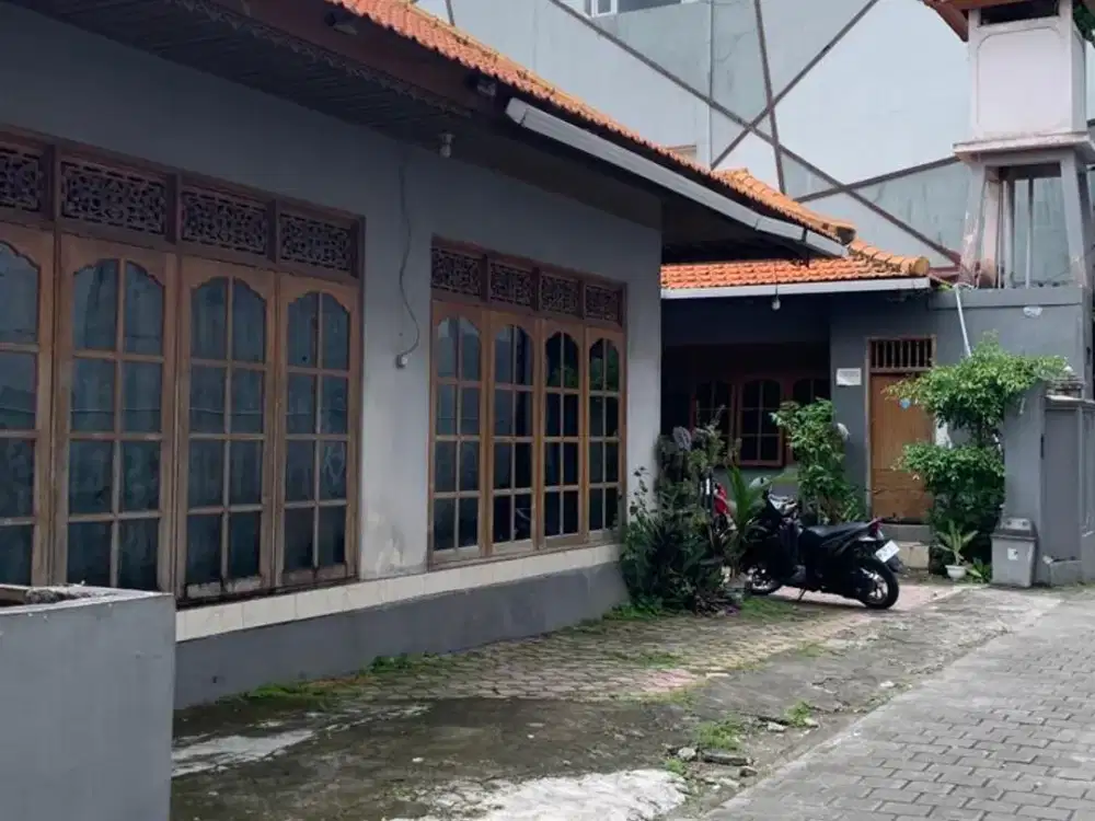 Tanah Strategis Dekat Bandara Luas 300 m2 di Jl Kartika Plaza Kuta