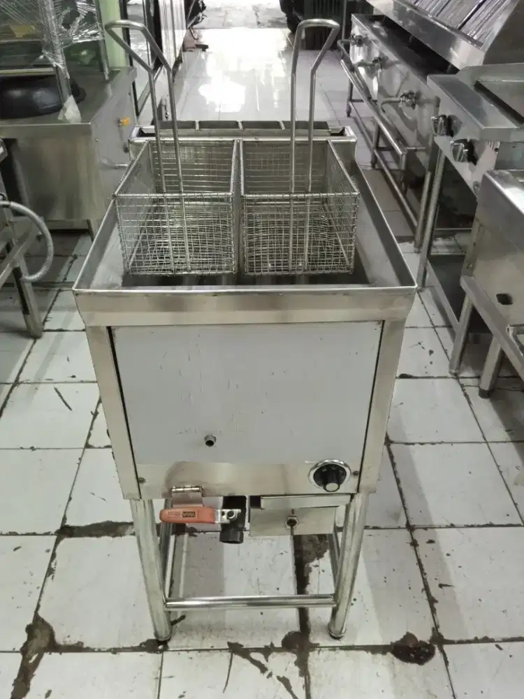 Deepfryer custem ukuran 43x56x90 kapasitas 30L
Termostat on