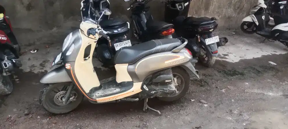 Dijual motor scoopy thn 2023